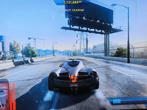 极品飞车17怎么进去