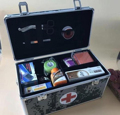 绝地求生急救箱怎么用[图2]