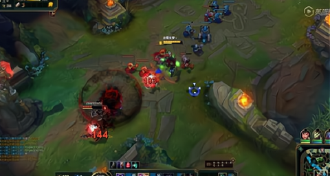 英雄联盟镜头锁定怎么办